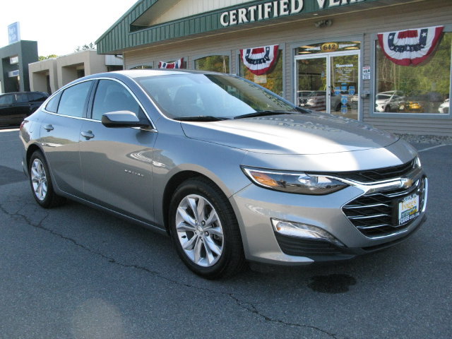 Used 2024 Chevrolet Malibu LT FWD image 2