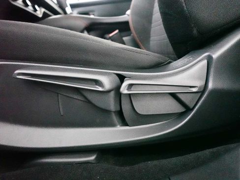 Certified 2024 Honda HR-V Sport image 14