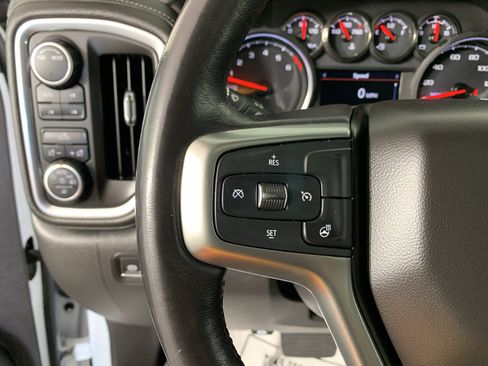 Used 2020 Chevrolet Silverado 1500 LT AWD/4WD image 17