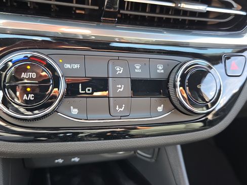 New 2026 Buick Envista Sport Touring w/ Convenience I Package FWD image 20