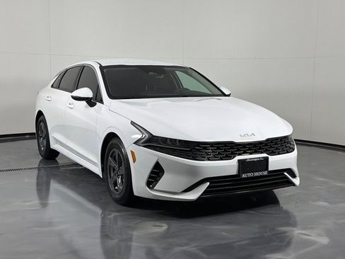 Used 2022 Kia K5 LX FWD image 3