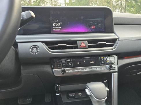 Used 2024 Kia Seltos EX image 5