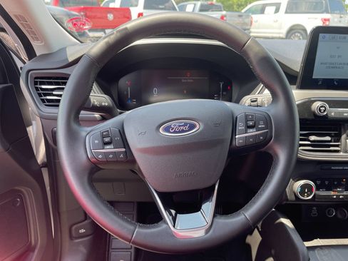 Used 2024 Ford Escape Active FWD image 25