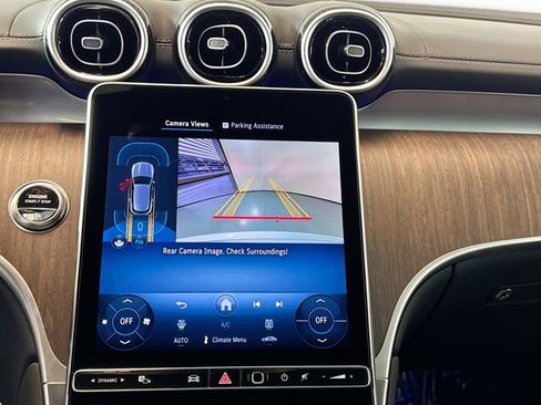 Used 2026 Mercedes-Benz GLC 300 image 14