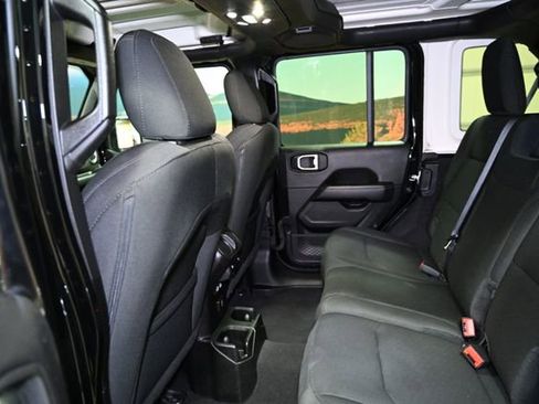 Used 2021 Jeep Wrangler Unlimited Sahara image 48