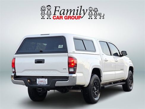 Used 2022 Toyota Tacoma SR5 image 4