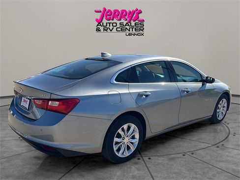 Used 2024 Chevrolet Malibu LT image 15