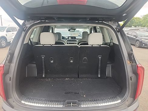 Certified 2021 Kia Telluride SX w/ SX Prestige Package AWD/4WD image 17
