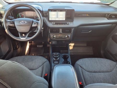 Certified 2023 Ford Maverick XLT w/ Black Appearance Package image 8