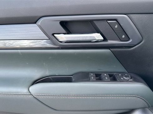 New 2026 GMC Terrain AT4 w/ LPO, Floor Liner Package image 11