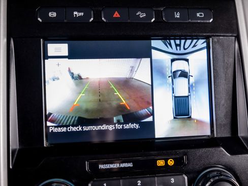 Used 2020 Ford F350 Lariat w/ Lariat Ultimate Package image 9