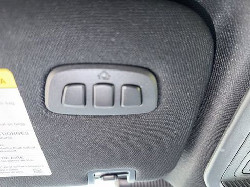 Used 2025 Ford Explorer ST AWD/4WD image 38