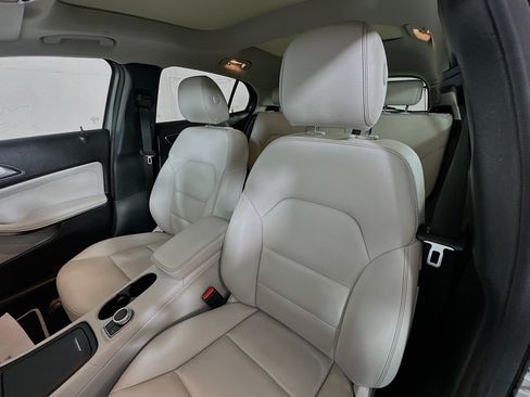 Used 2015 Mercedes-Benz GLA 250 4MATIC image 20