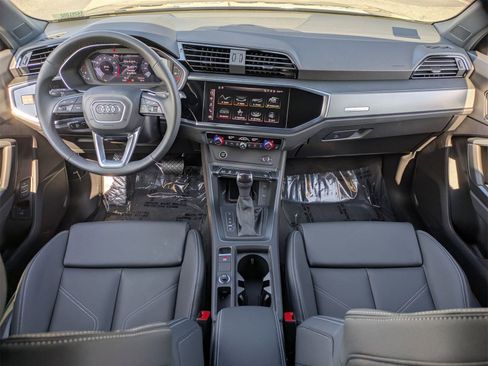 New 2025 Audi Q3 2.0T Premium image 5