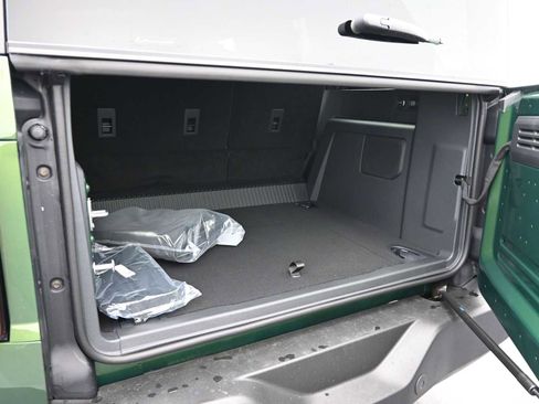 New 2024 Ford Bronco Outer Banks image 18