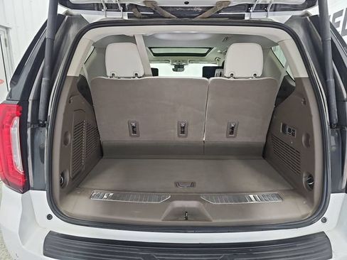 Used 2024 GMC Yukon Denali w/ Advanced Technology Package AWD/4WD image 22