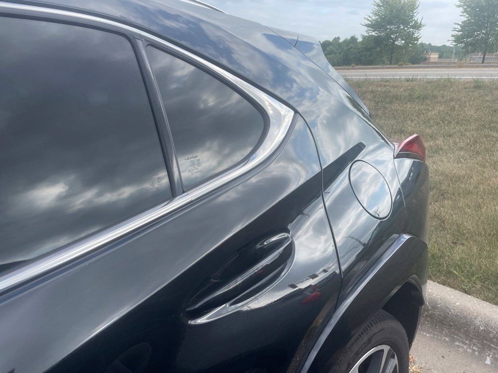 Used 2024 Lexus UX 250h AWD w/ Premium Package image 17