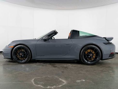 Used 2025 Porsche 911 Targa 4 GTS image 5
