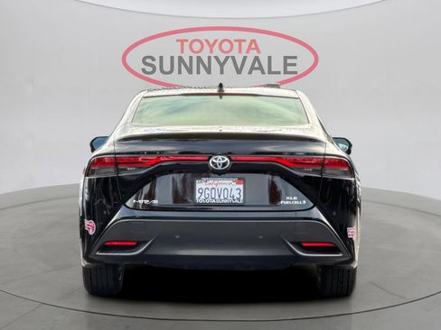 Certified 2023 Toyota Mirai XLE image 8