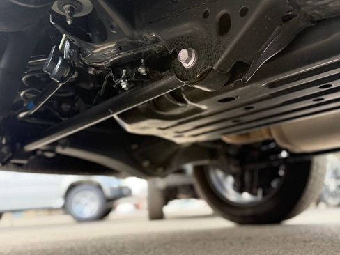 Used 2025 Lexus GX 550 w/ Accessory Package (31) image 81