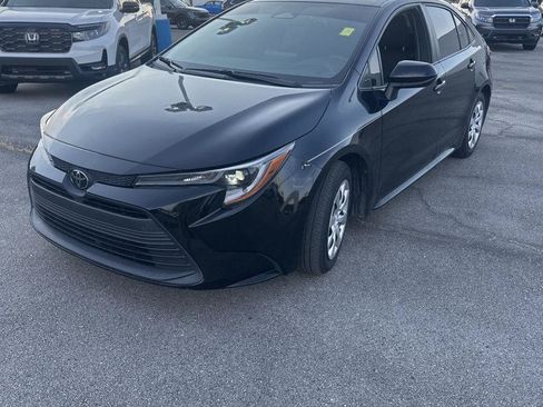 Used 2024 Toyota Corolla LE FWD image 1