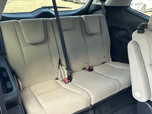 Used 2019 Subaru Ascent Premium w/ Popular Package #2 image 7