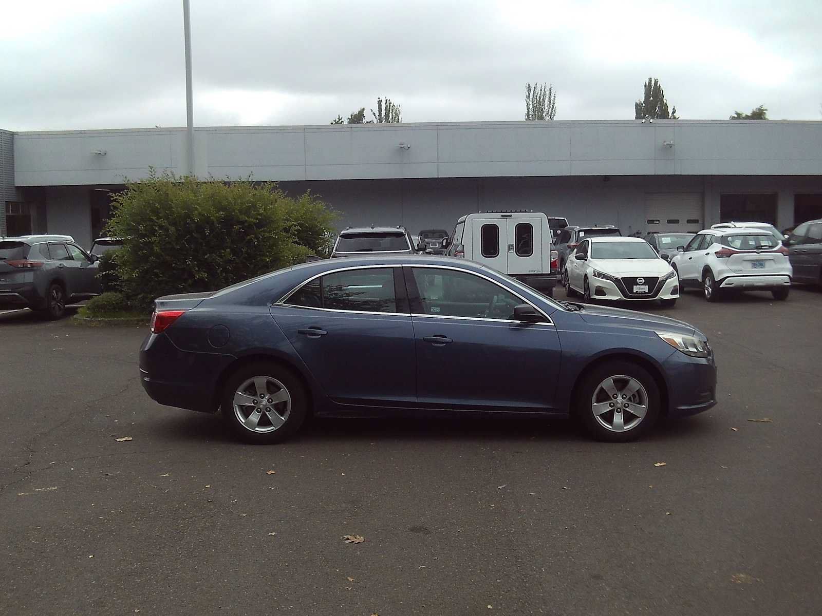 Used 2014 Chevrolet Malibu LS FWD image 6