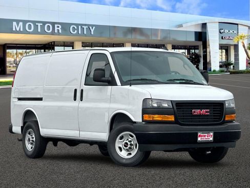New 2025 GMC Savana 2500 w/ Driver Convenience Package RWD image 1