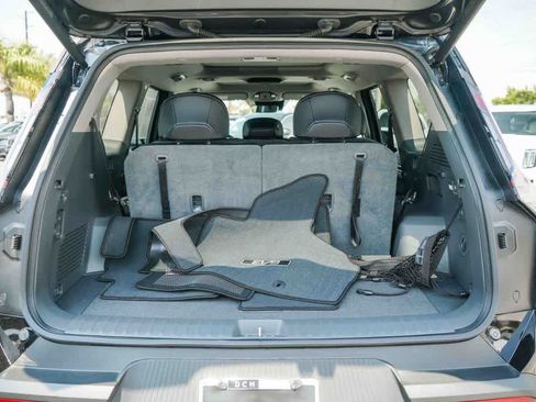 Certified 2024 Kia EV9 Wind AWD/4WD image 25