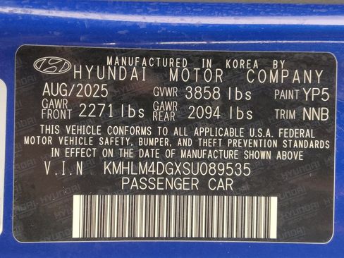 Used 2025 Hyundai Elantra Sport FWD image 33