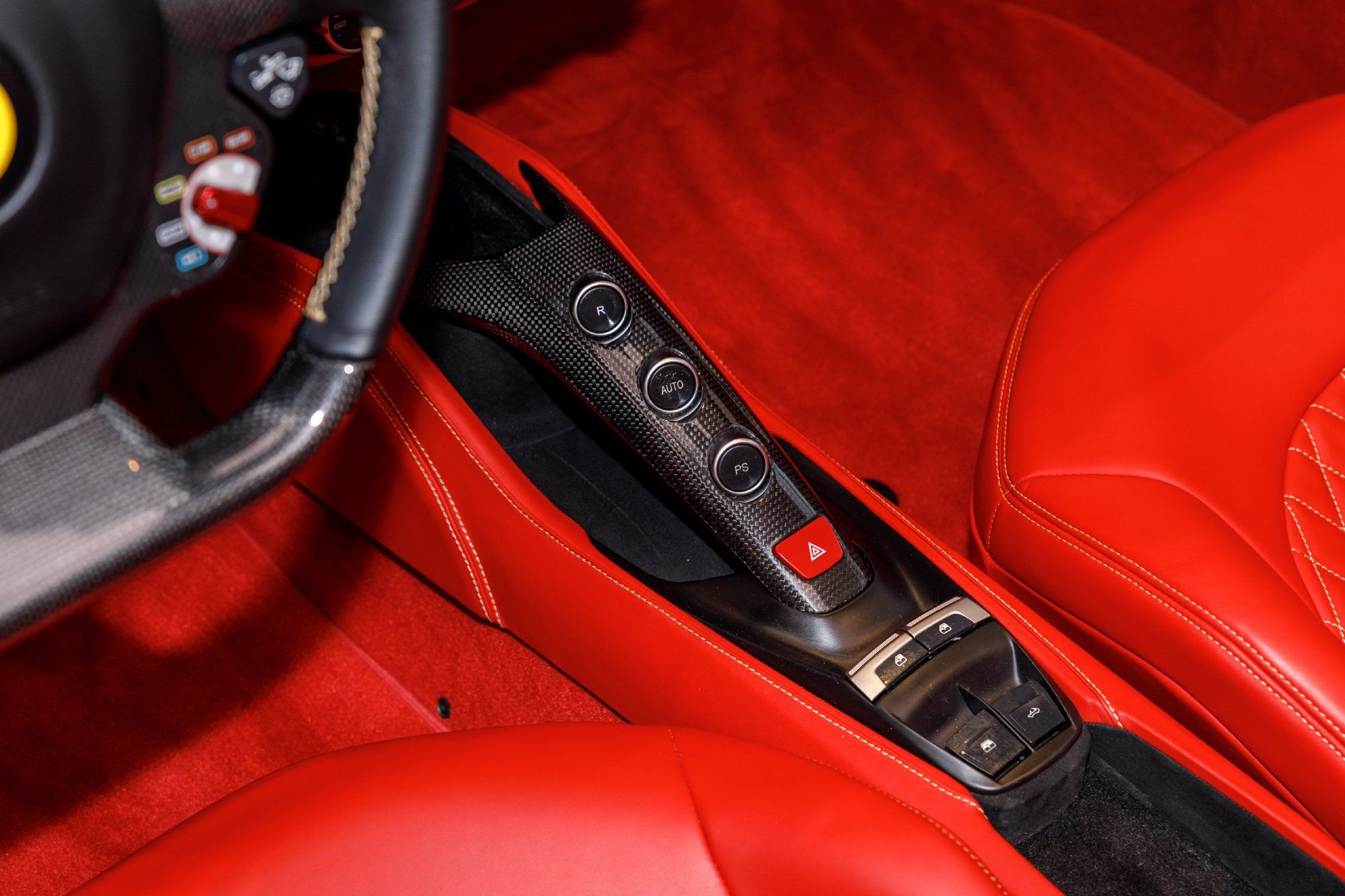 Used 2018 Ferrari 488 Spider RWD image 29