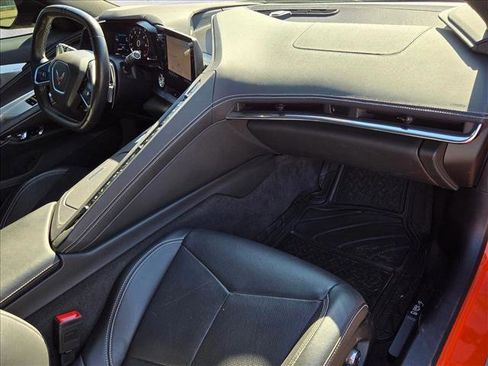 Used 2020 Chevrolet Corvette Stingray Preferred Cpe w/ 2LT Preferred Equipment Group image 17