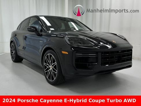 Used 2024 Porsche Cayenne Turbo image 1