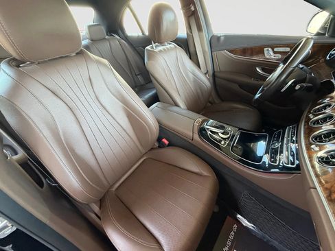 Used 2017 Mercedes-Benz E 300 4MATIC w/ Premium 1 Package image 21