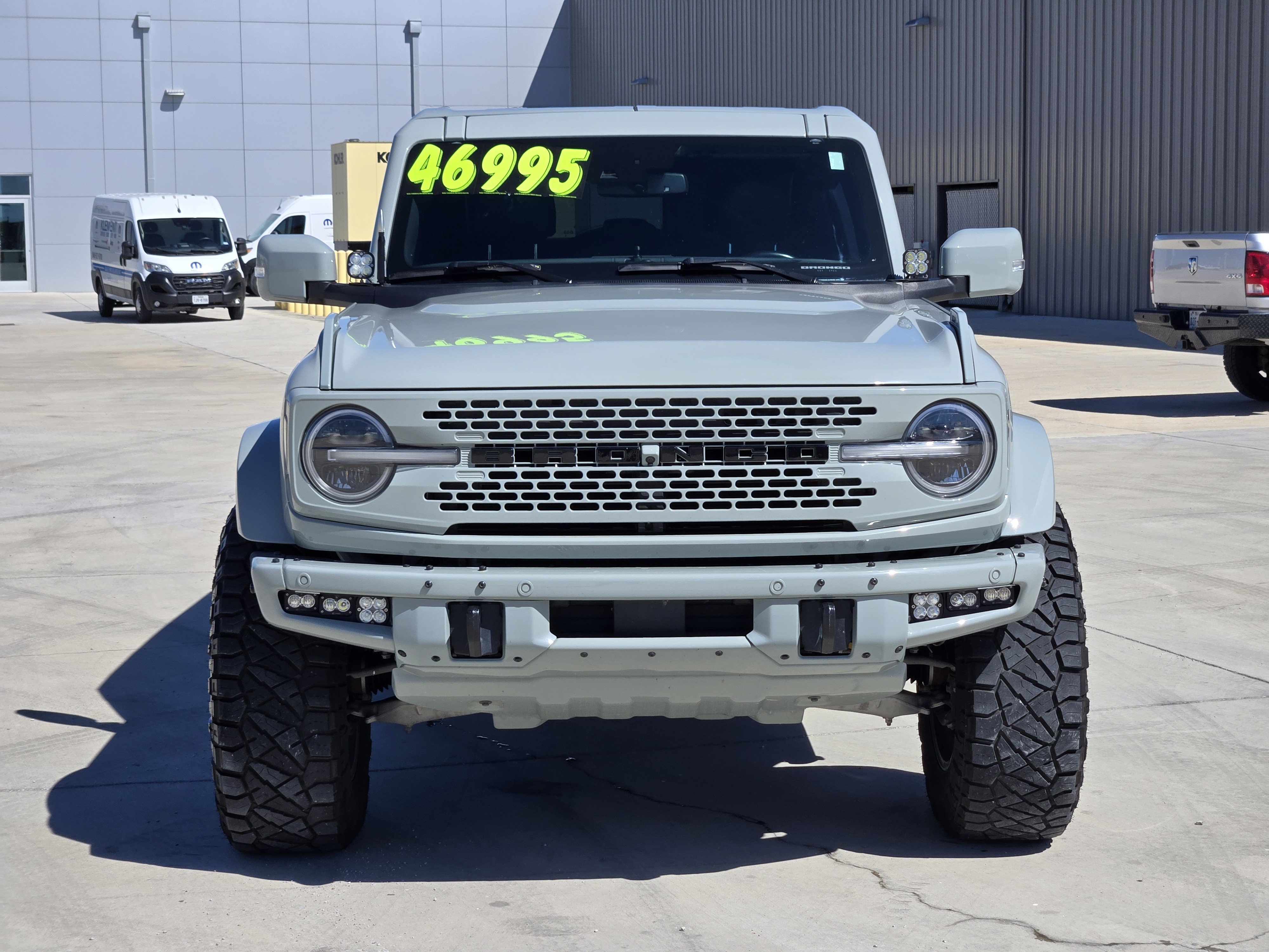 Used 2021 Ford Bronco First Edition AWD/4WD image 3