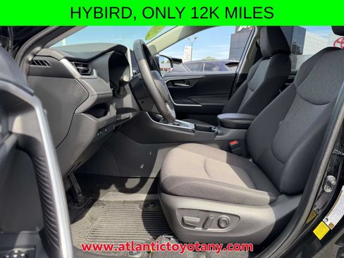Certified 2025 Toyota RAV4 XLE w/ Weather Package AWD/4WD image 18