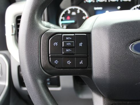 Used 2024 Ford F350 XLT w/ FX4 Off-Road Package image 23