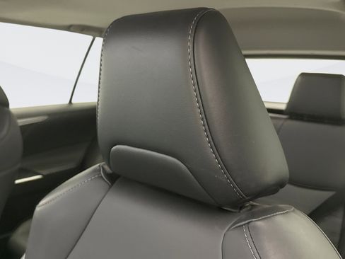 Used 2023 Toyota RAV4 XLE Premium image 8