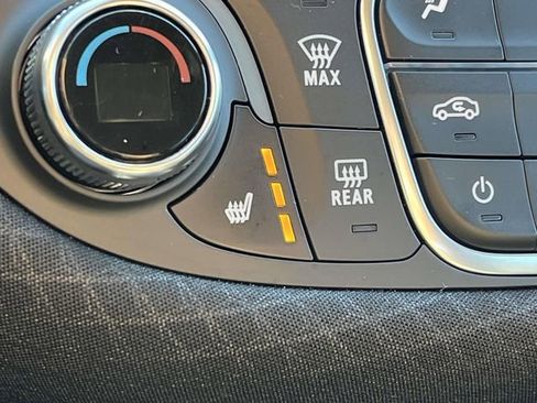 Used 2024 Chevrolet Malibu LT image 24