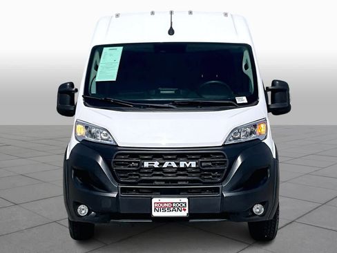 Used 2023 RAM ProMaster 2500 w/ Convenience Group image 4