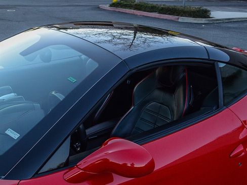 Used 2016 Ferrari California T image 35