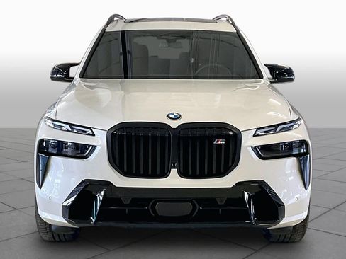 Used 2025 BMW X7 M60i AWD/4WD image 3