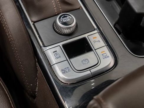 Used 2020 Kia Telluride SX w/ Towing Package FWD image 25