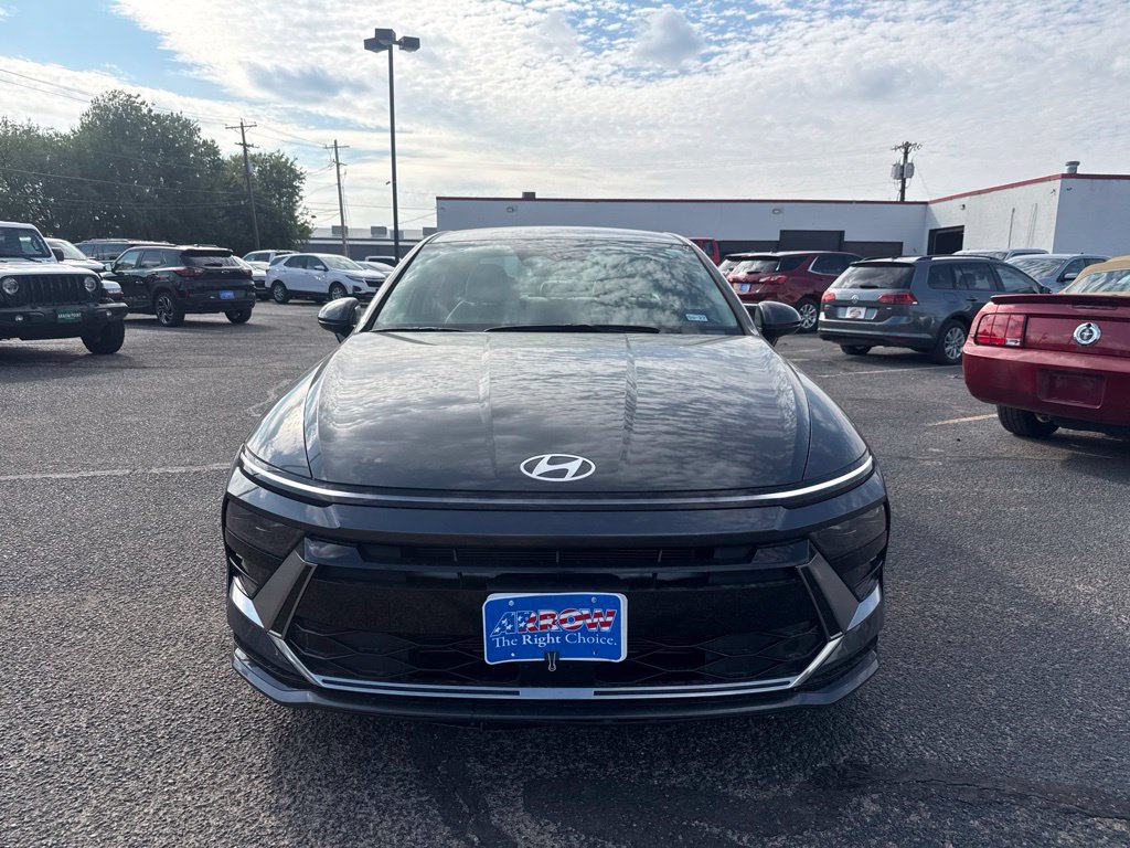 Used 2025 Hyundai Sonata SEL FWD image 6