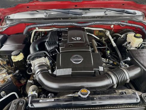 Used 2016 Nissan Frontier SV image 26