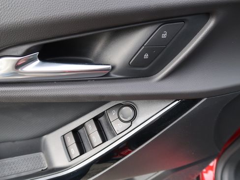 New 2026 Chevrolet Equinox LT image 13