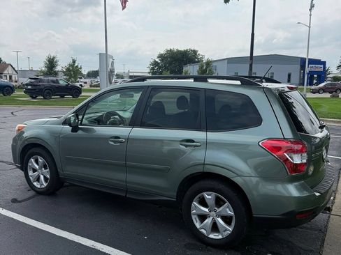 Used 2015 Subaru Forester 2.5i Premium AWD/4WD image 6