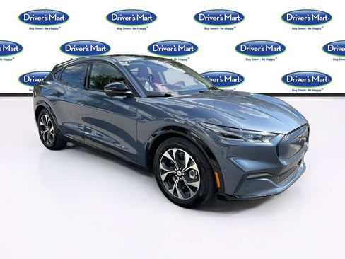 Used 2021 Ford Mustang Mach-E Premium RWD image 8