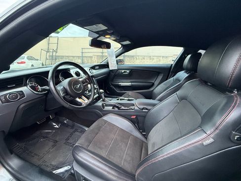 Used 2016 Ford Mustang GT Premium RWD image 19
