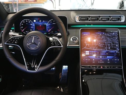 Used 2023 Mercedes-Benz S 500 4MATIC image 15